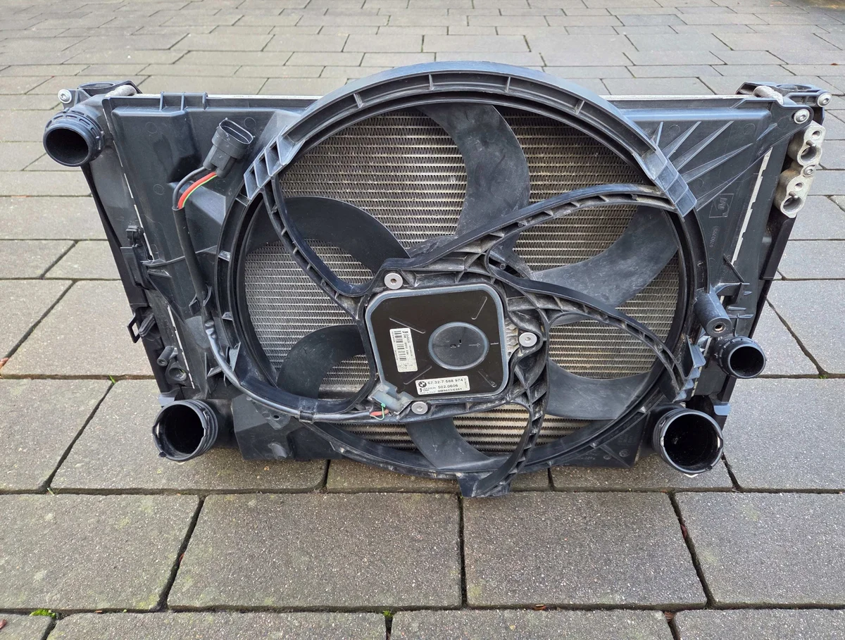 BMW X1 E84 jäähdytysjärjestelmä image 7