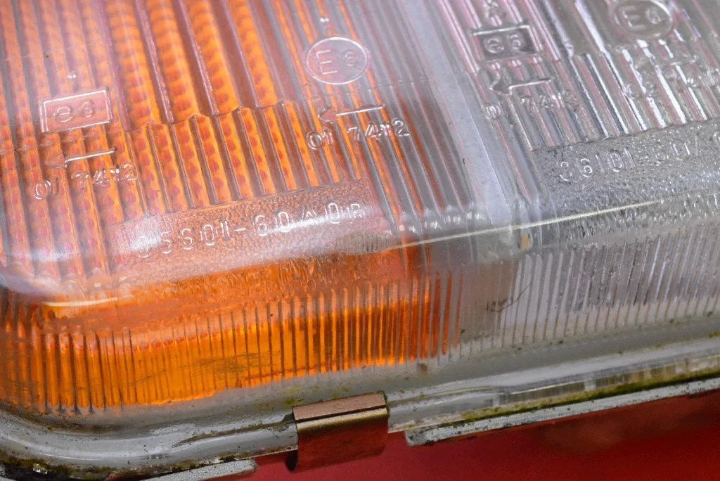 Reflector Suzuki Vitara 1 Derecho 35100-60A3R image 10