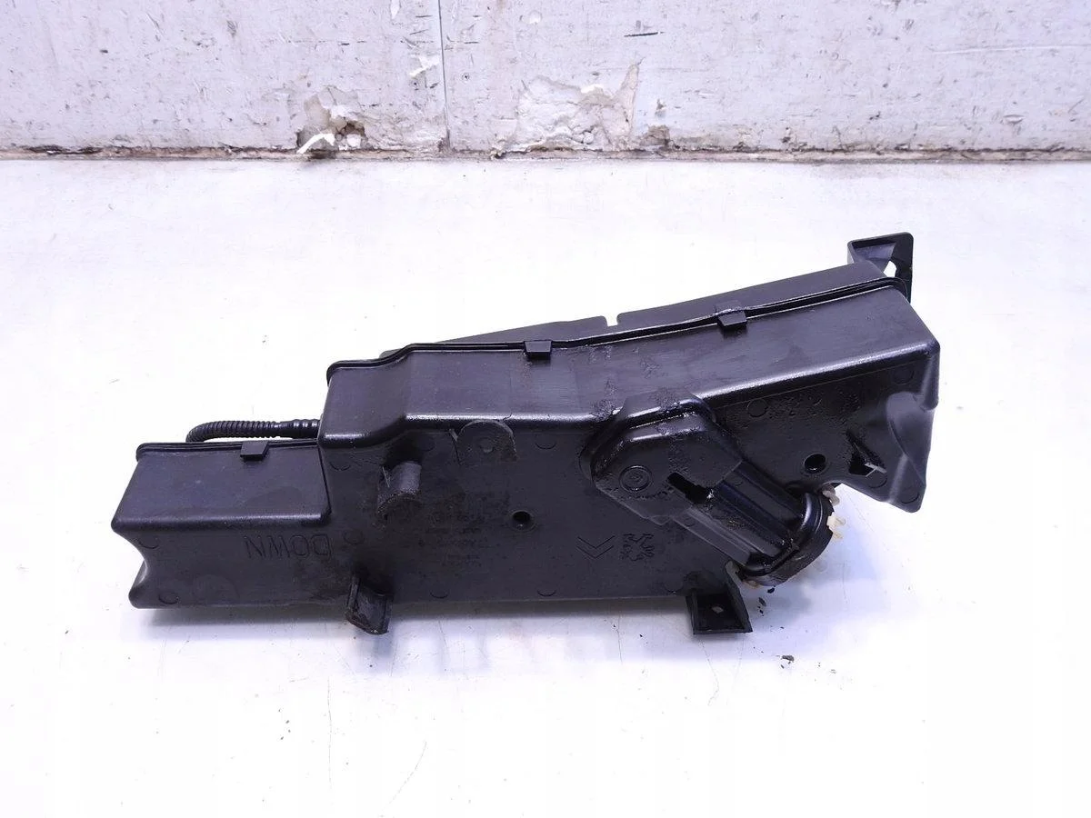 Peugeot 5008 3008 FAP DPF Behälter image 3