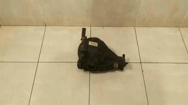 Mercedes C-klass W203 Bakre Differential A2033505164