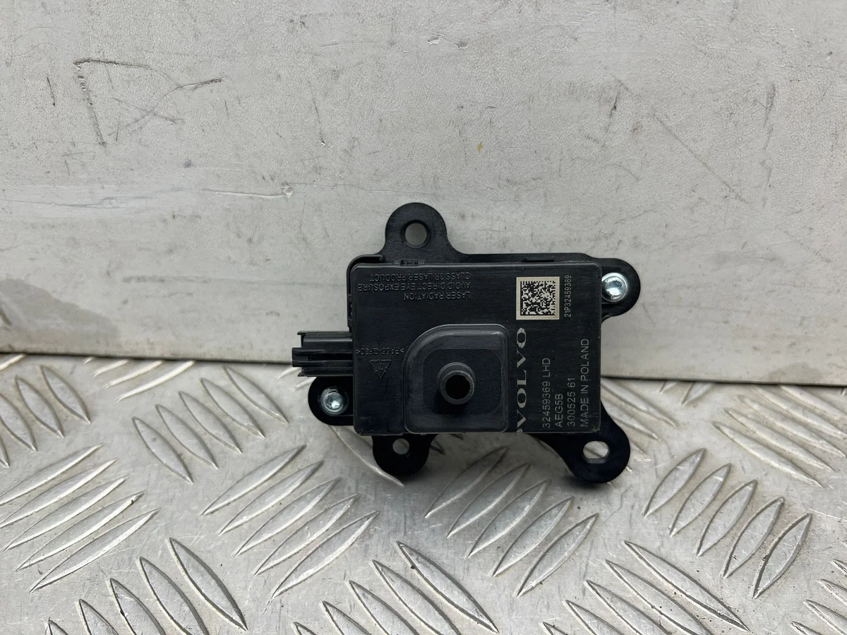 Volvo XC40 2025 Module 32459369 image 2