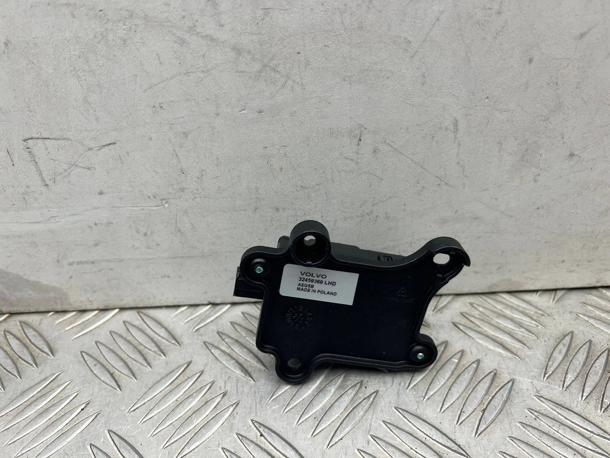 Volvo XC40 2025 Module 32459369 image 3