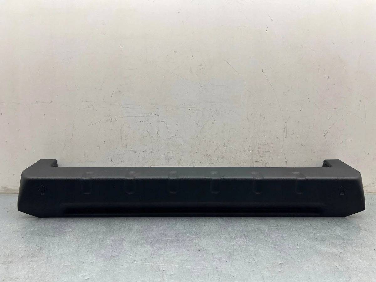 Koristelista tavaratilan Citroen C5 Aircross 9823529477