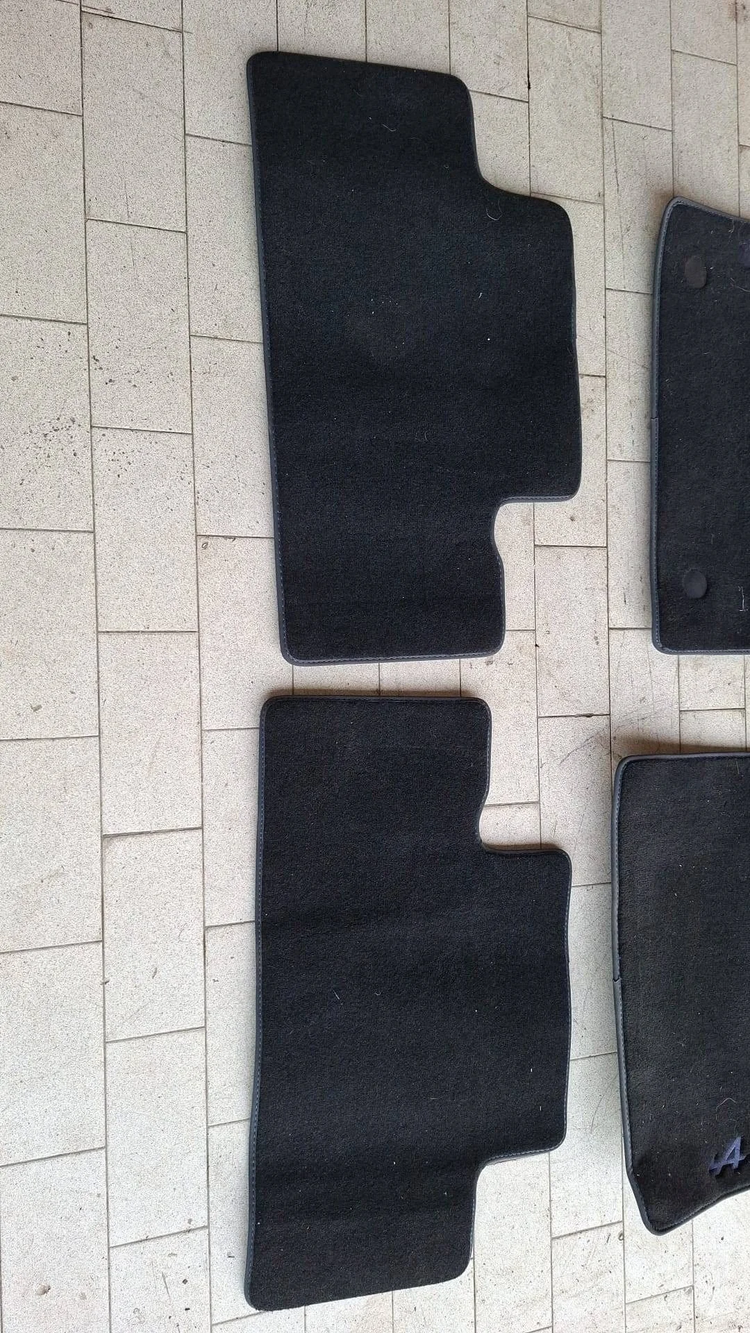 Alpine A390 Teppichsatz BZC8152 image 3