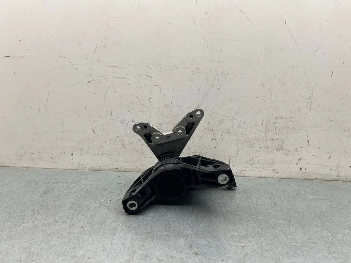 Soporte motor Citroen C5 Aircross 008956ALU