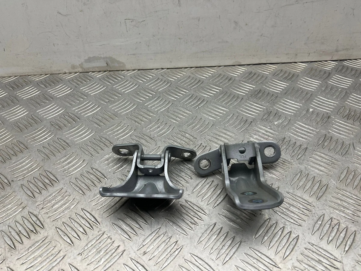 Hyundai Kona II Bisagras Puerta Delantera CXO19214 image 3
