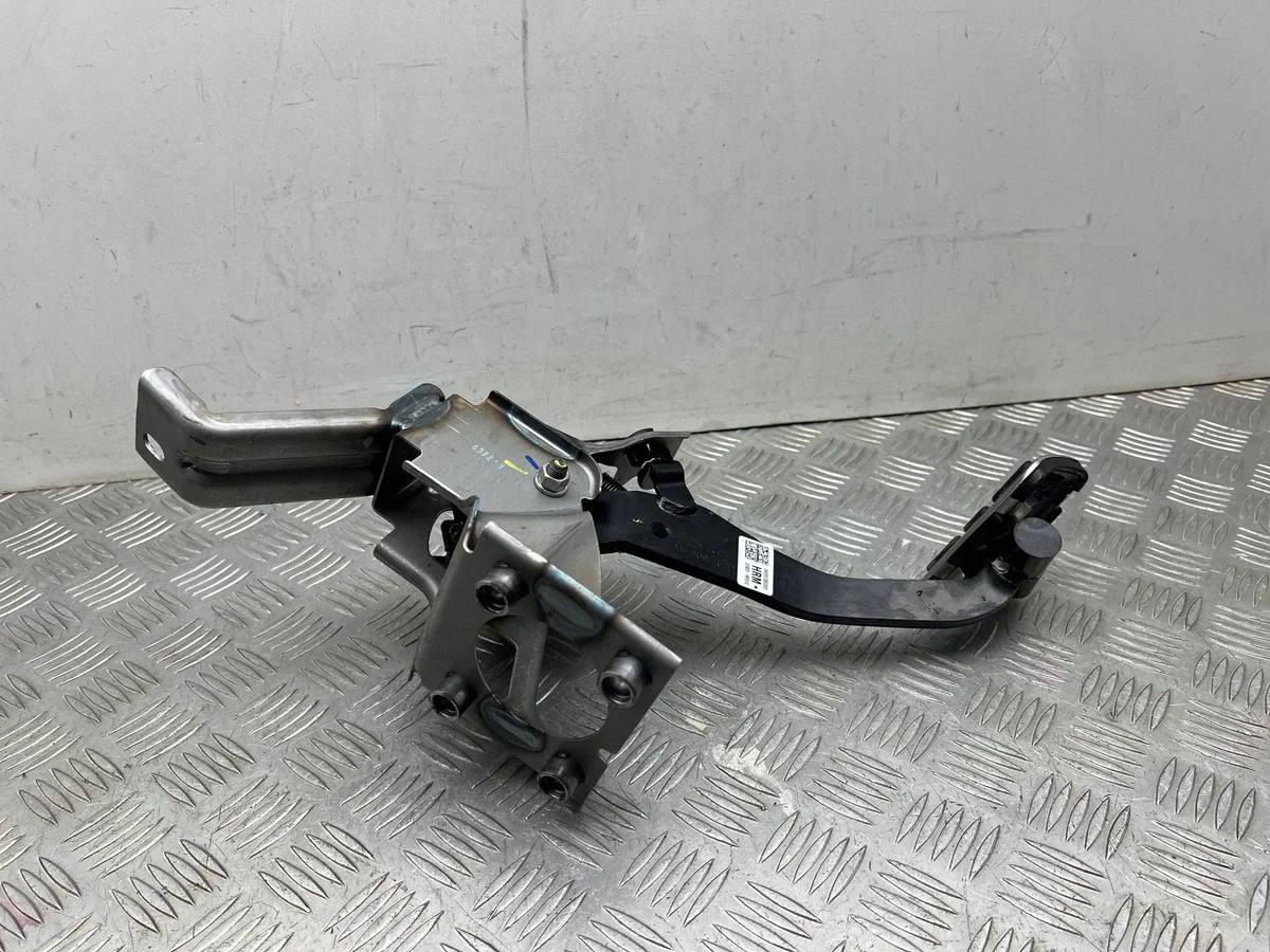 Hyundai Kona II 2024 Pedaal Hamulca image 4