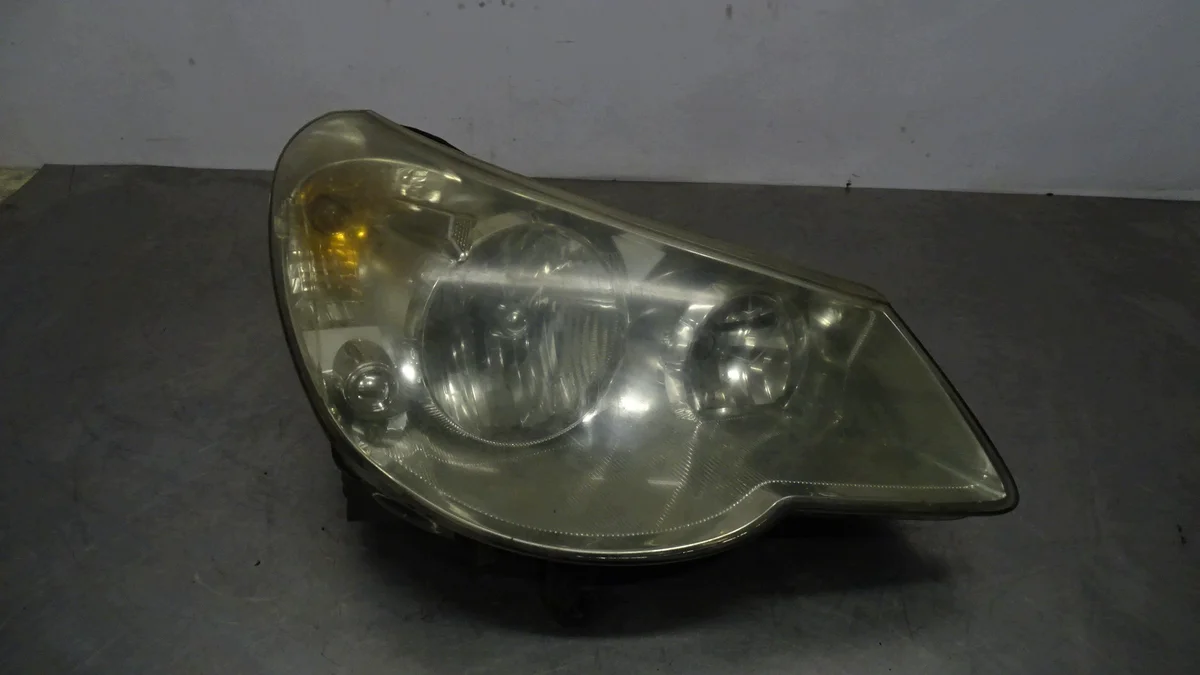 Phare Avant Droit Chrysler Sebring III 2.0 image 2