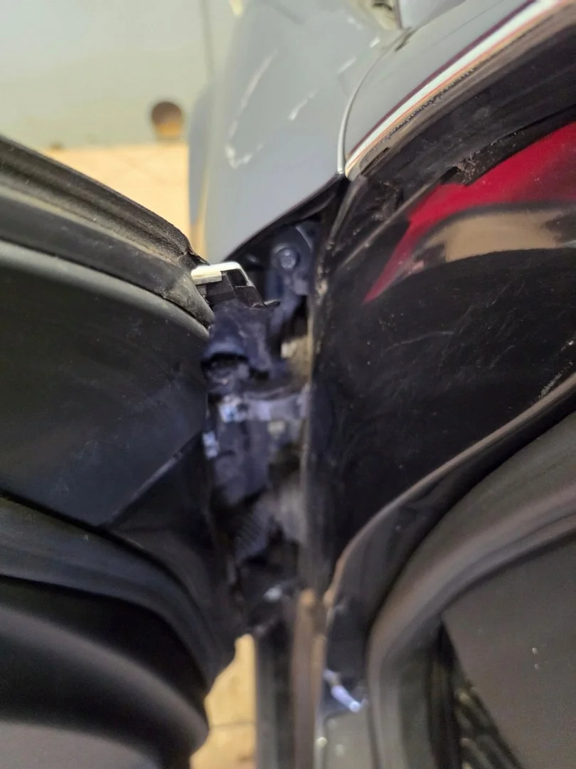Audi A4 B6 Türscharnier vorne links/rechts image 3