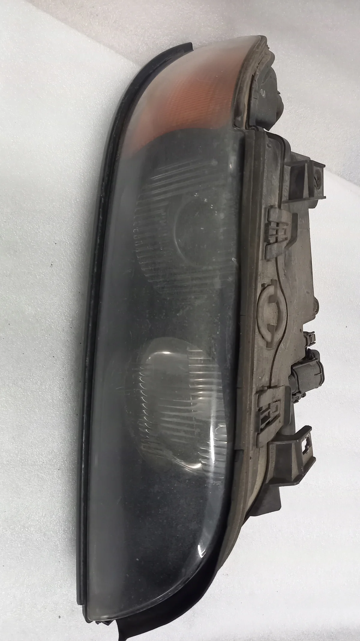 BMW 525 TDS Scheinwerfer Rechts