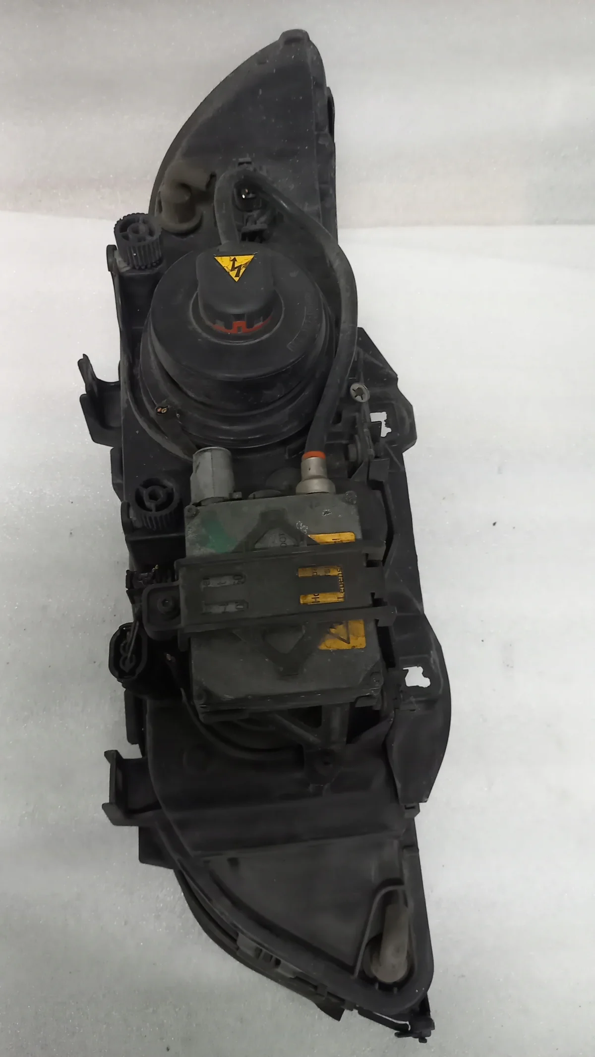 Phare avant droit BMW 525 TDS OEM 12345678900 image 3