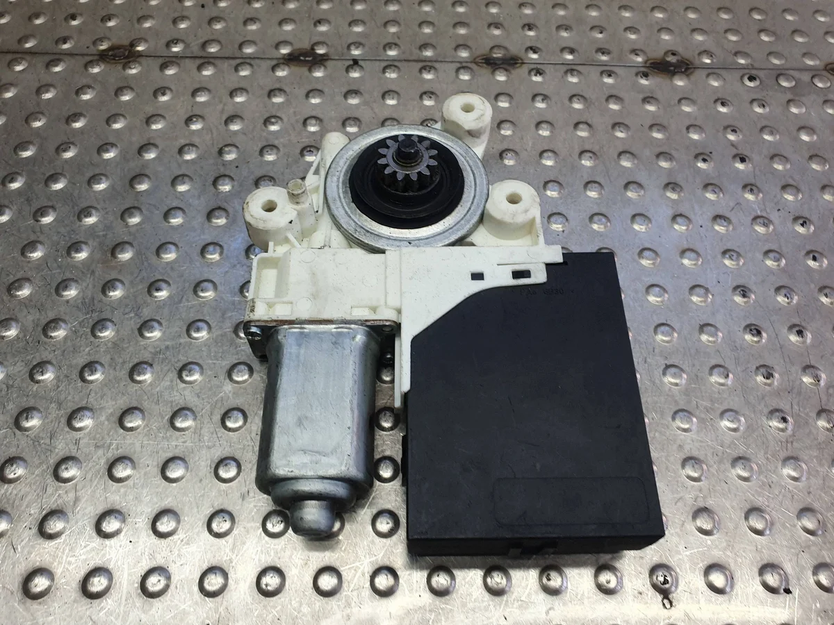 Volvo S40/V50 lasinnostimen moottori