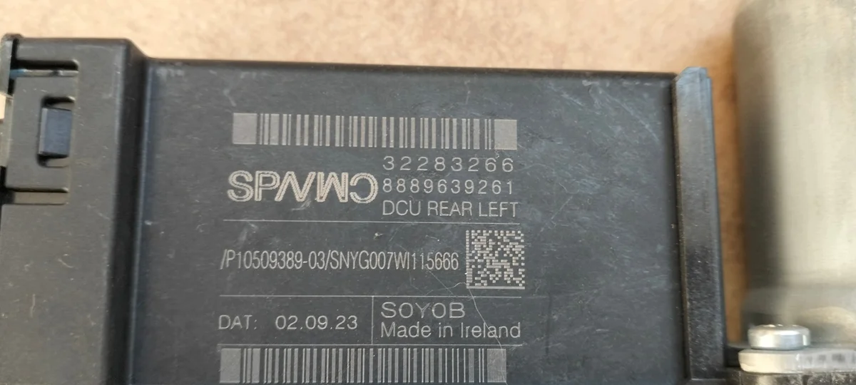 Volvo S90 V90 lasinnostimen moottori image 3