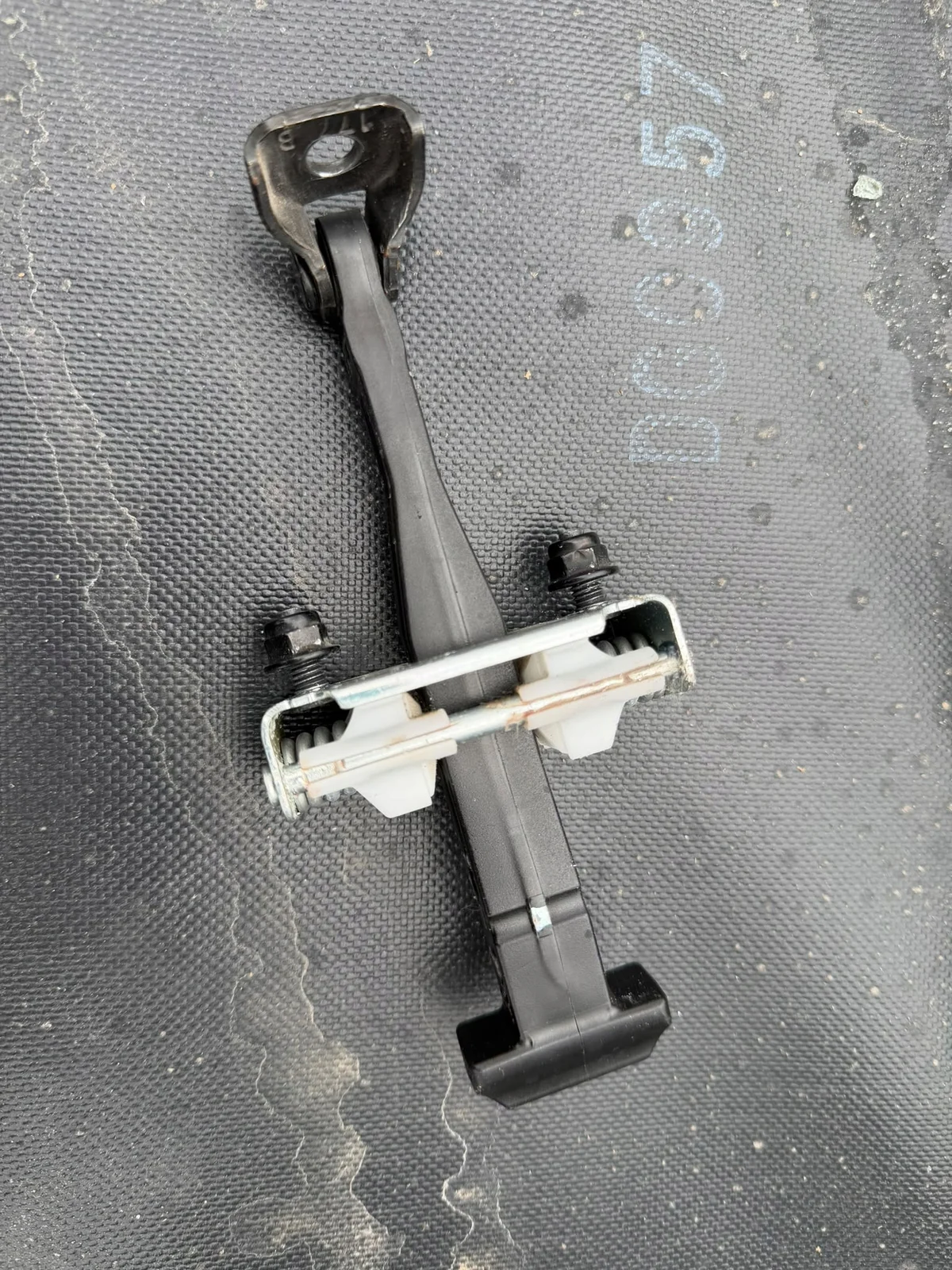 Türstopper Ford Mustang Mach-E rechts vorne image 3