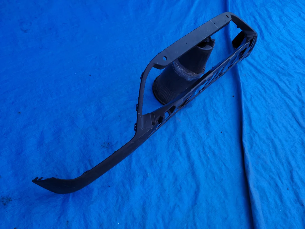 Spoiler delantero BMW X1 F48 LIFT image 3