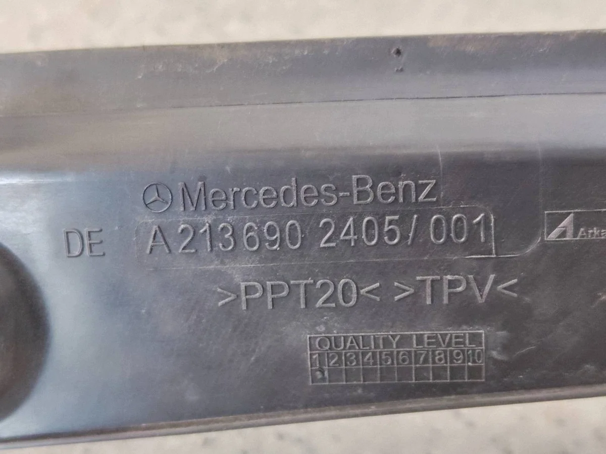 Cubierta Maletero Mercedes E W213 A213690240546A image 3