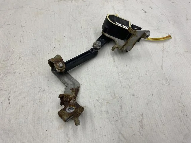 Volvo XC40 Xenon Niveausensor 32221958 thumbnail 3