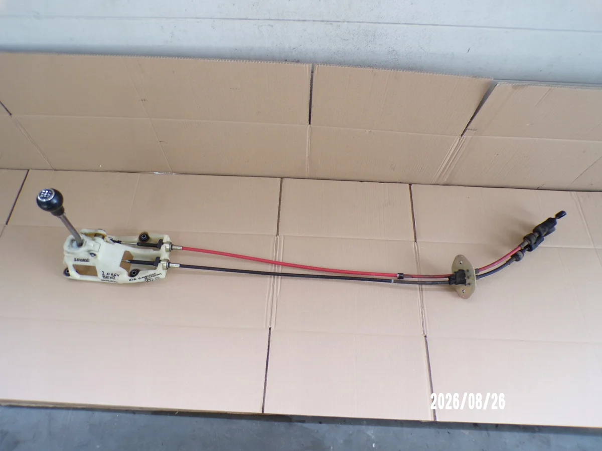Palanca Kia Sportage II 2.0 16V Usada