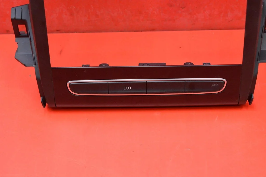 Renault Megane 4 Radio Decoratie Paneel image 4