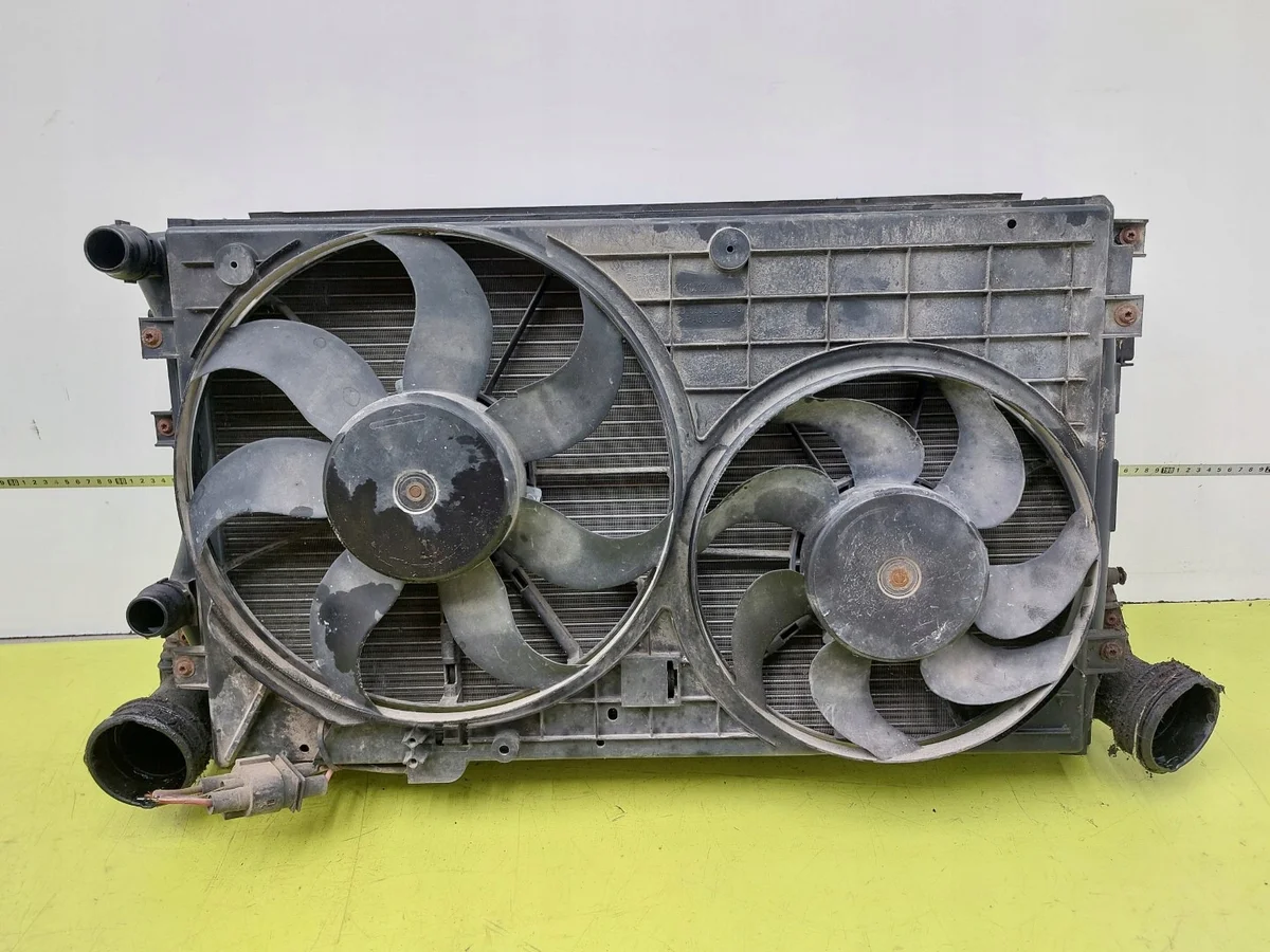 Kühler VW Passat B6 2.0 TDI 1K0121207BC image 3