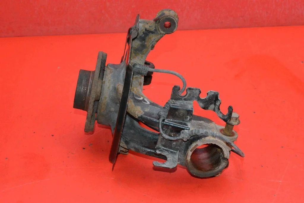 Porte-moyeu Droit Avant Renault Mégane IV image 4
