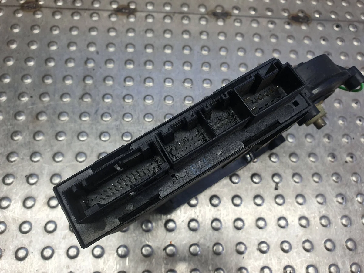 Fensterheber Motor links vorne Audi A4 B6 B7 image 6