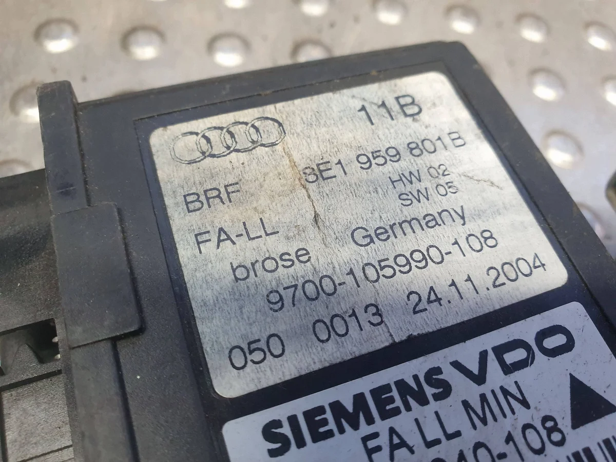 Fensterheber Motor links vorne Audi A4 B6 B7 image 8
