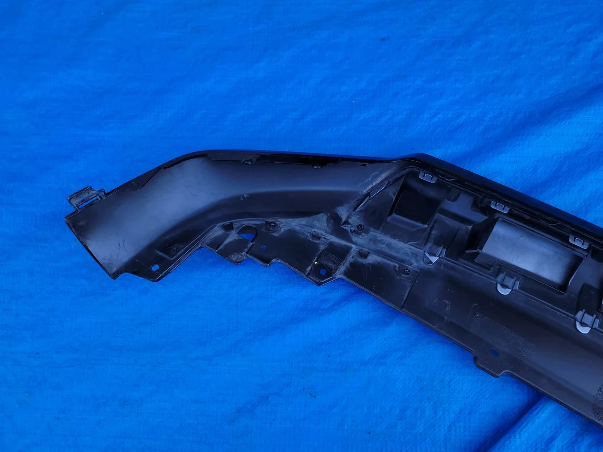 Honda HR-V Spoiler 71161-3M0-J0 image 9