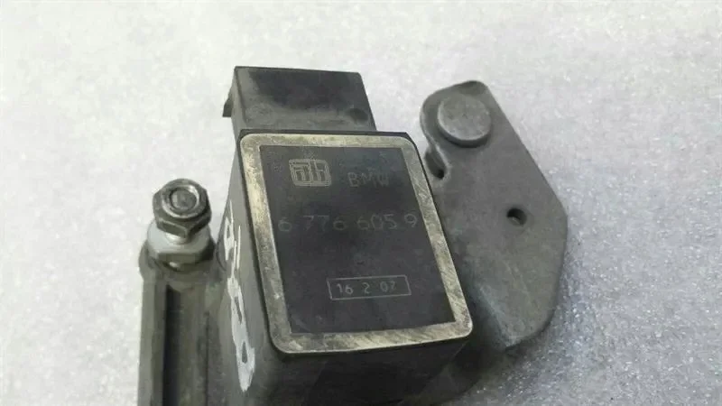 Sensor Nivel Xenon BMW Serie 6 E63 6776605 image 3