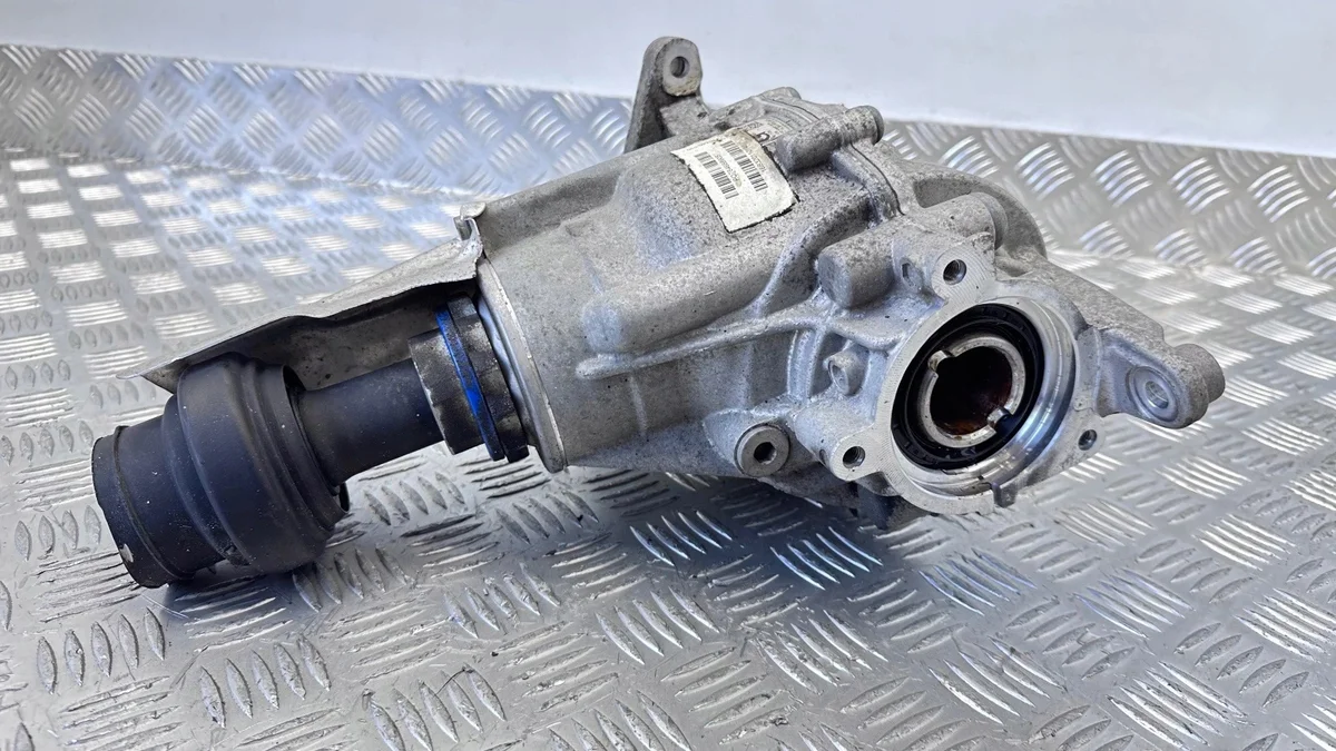 Kardanwelle vorne BMW X1 F48 F49 7646889 2015-2022
