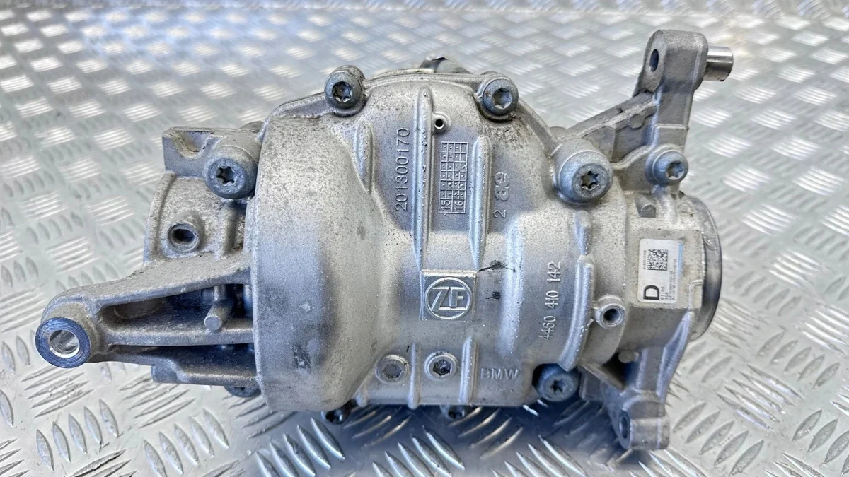 Kardanwelle vorne BMW X1 F48 F49 7646889 2015-2022 image 3