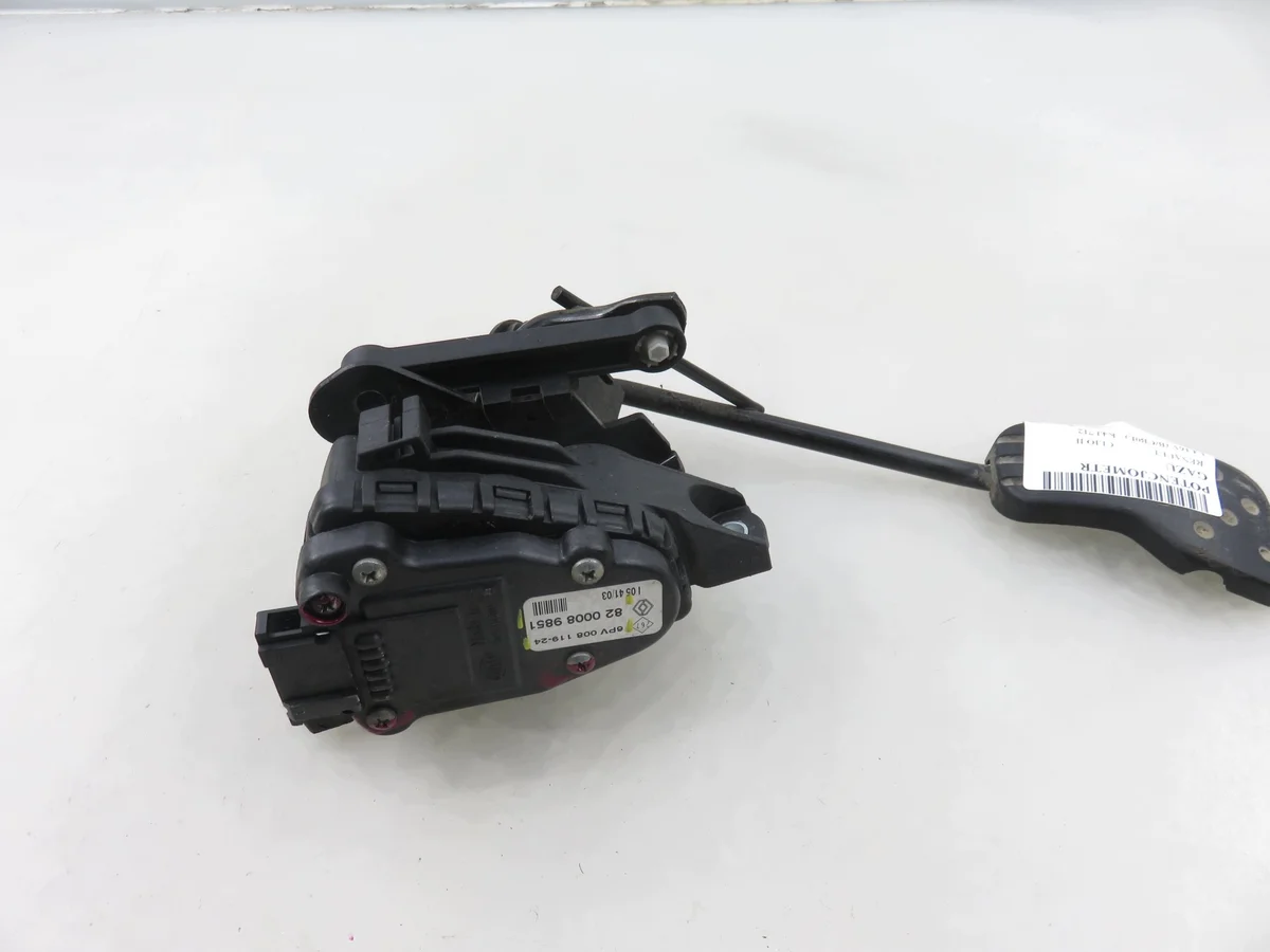 Potentiomètre Papillon Renault Clio II 1.4 image 6