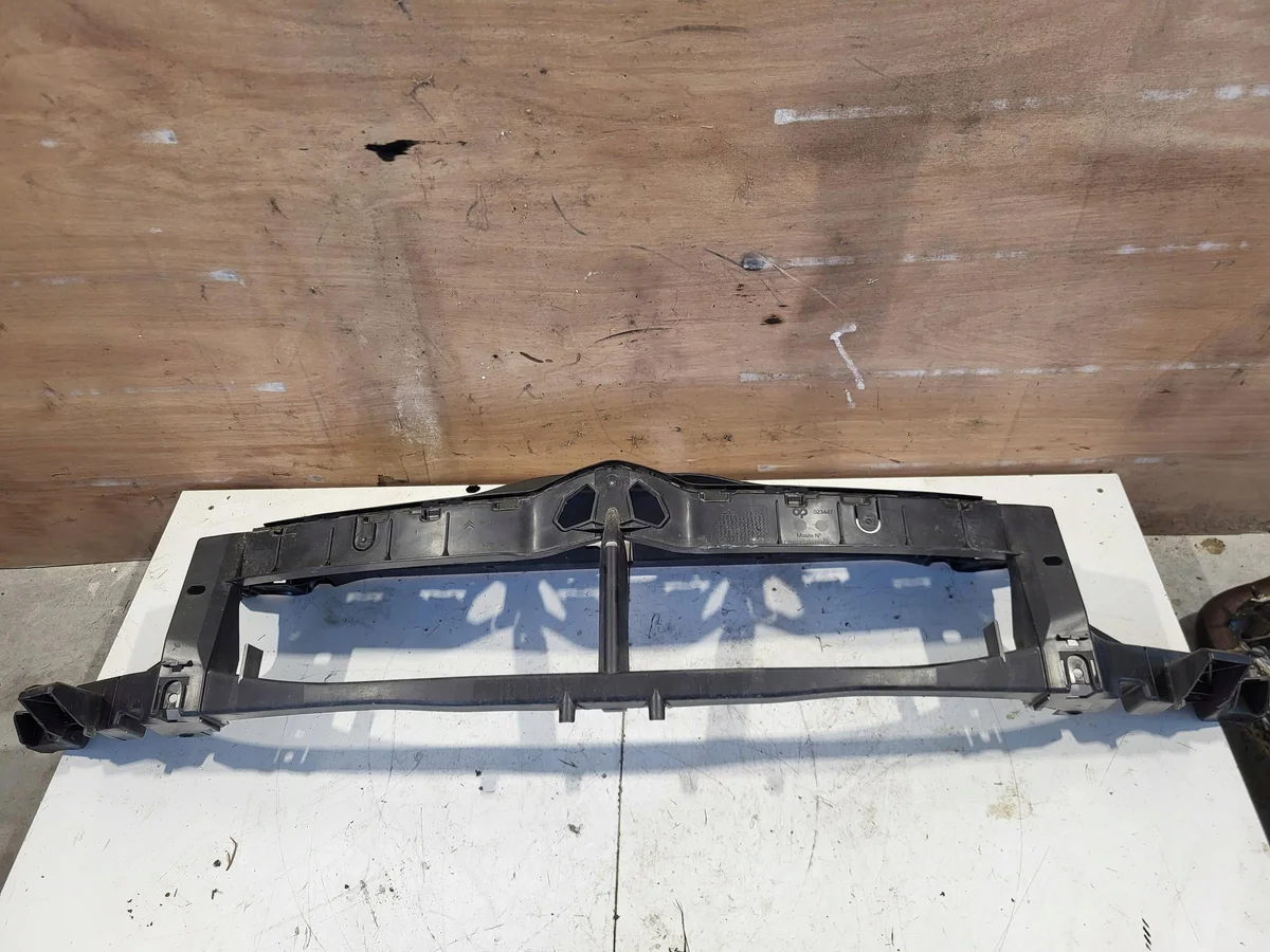 Citroen C4 B7 DS4 Verstärkung 9673046277