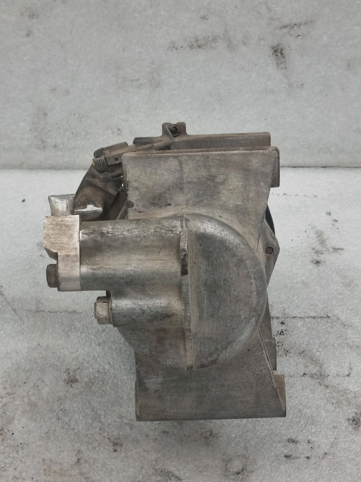 Ilmastoinnin kompressori Nissan Navara Pathfinder A42011A0703000 image 5