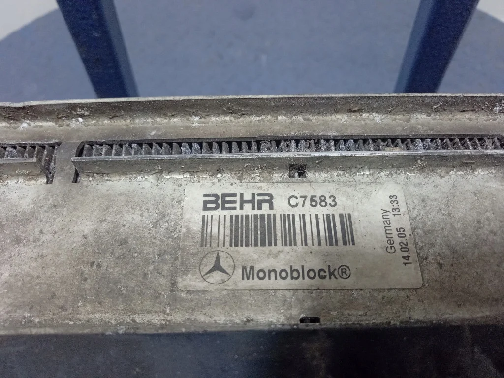 Mercedes A W169 2.0 CDI Kühler Lüfter image 4