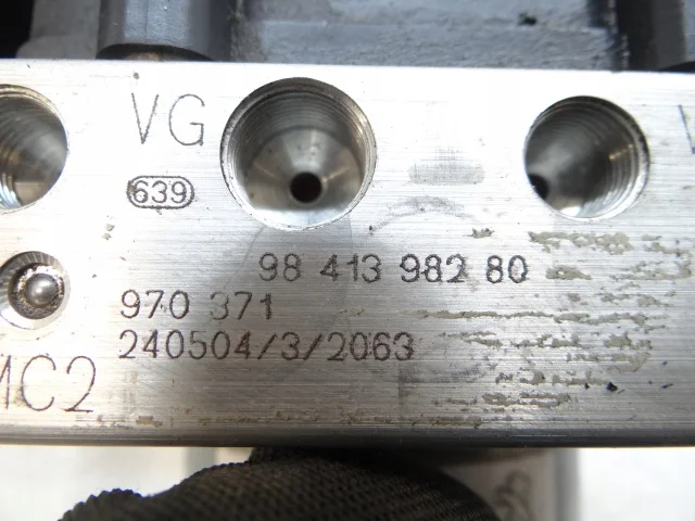 Citroen C4 III e-C4 ABS Steuergerät Pumpe 9841398280 image 8