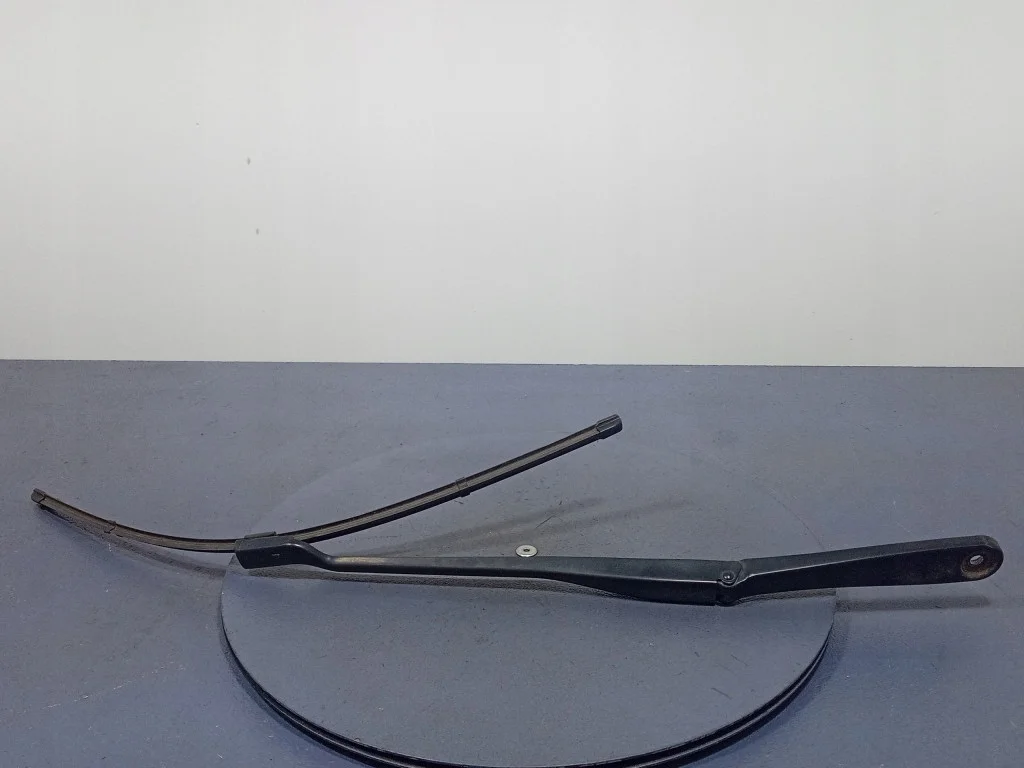 BMW 7 G11 G12 Scheibenwischerarm vorne links