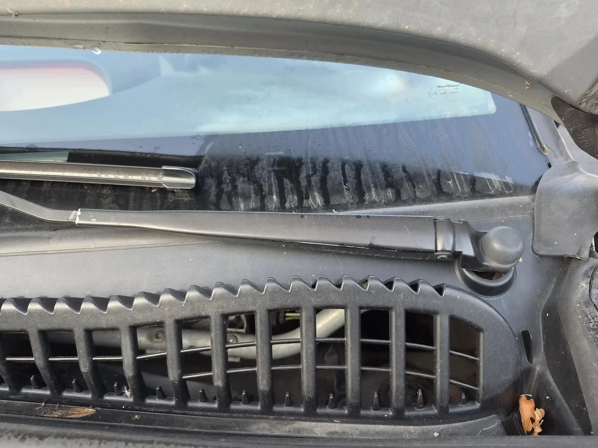 Citroen C3 Picasso Scheibenwischerarm image 3