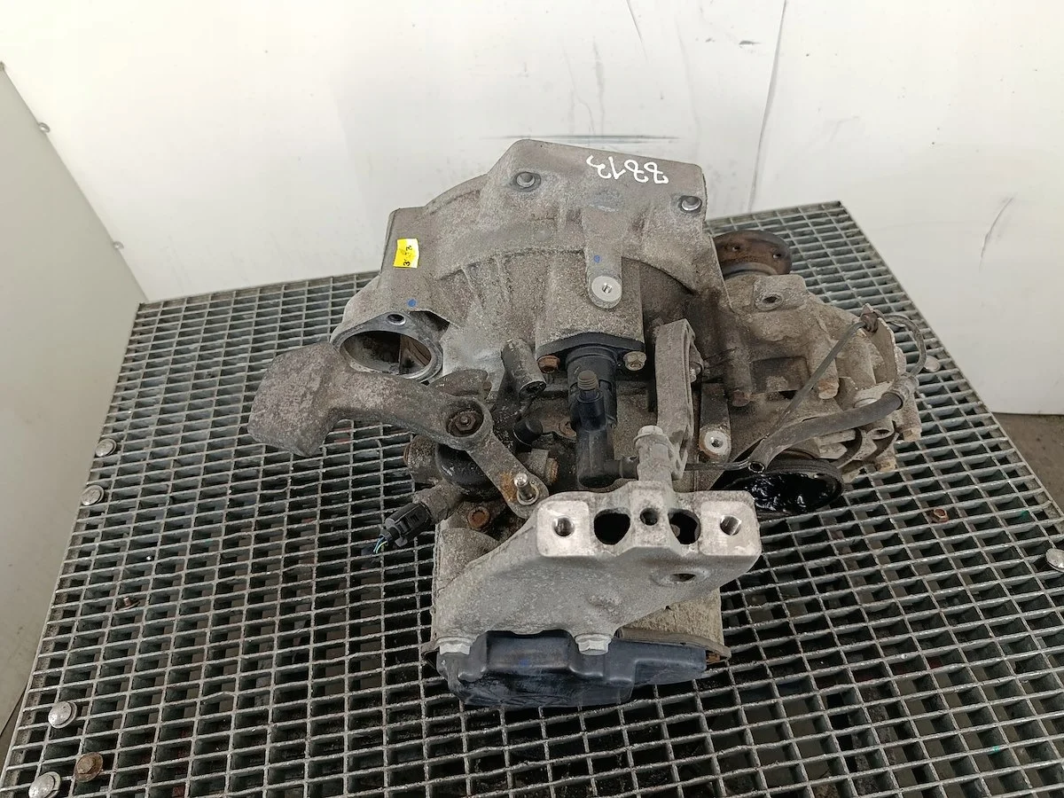 Schaltgetriebe VW Golf VI 1.6 TDI LHW thumbnail 3