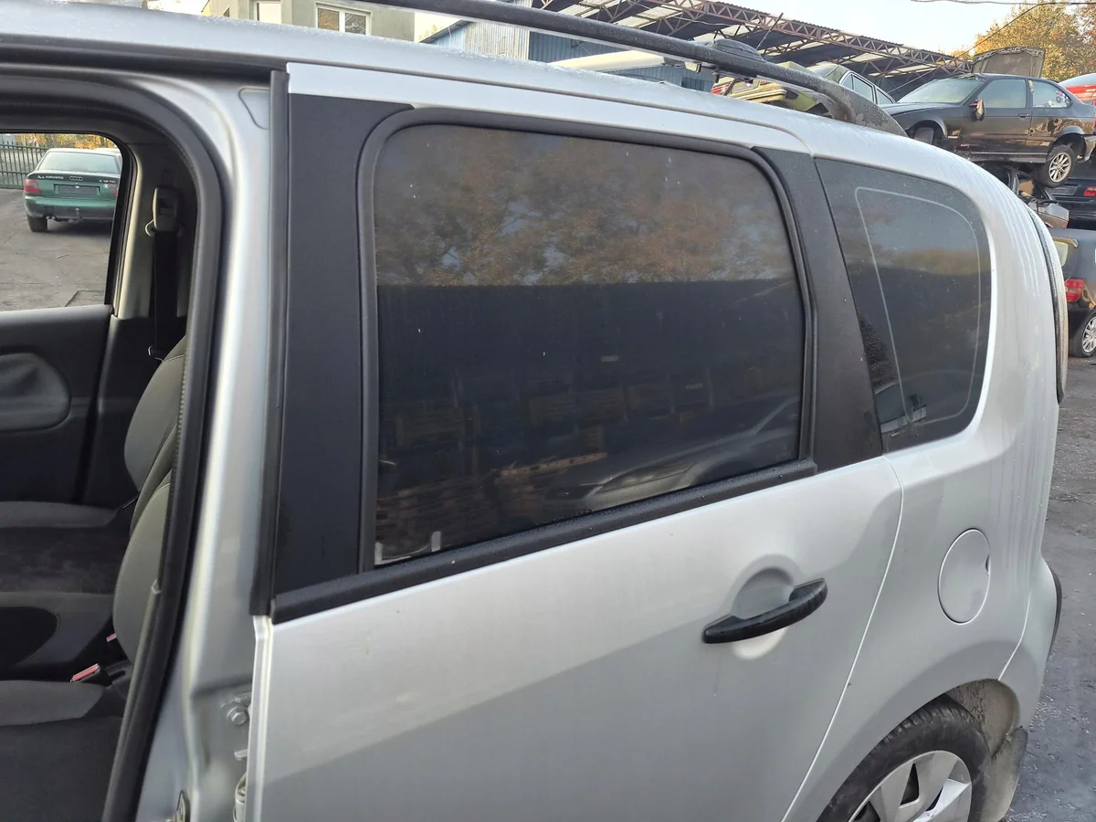 Citroen C3 Picasso Vitre Arrière Gauche