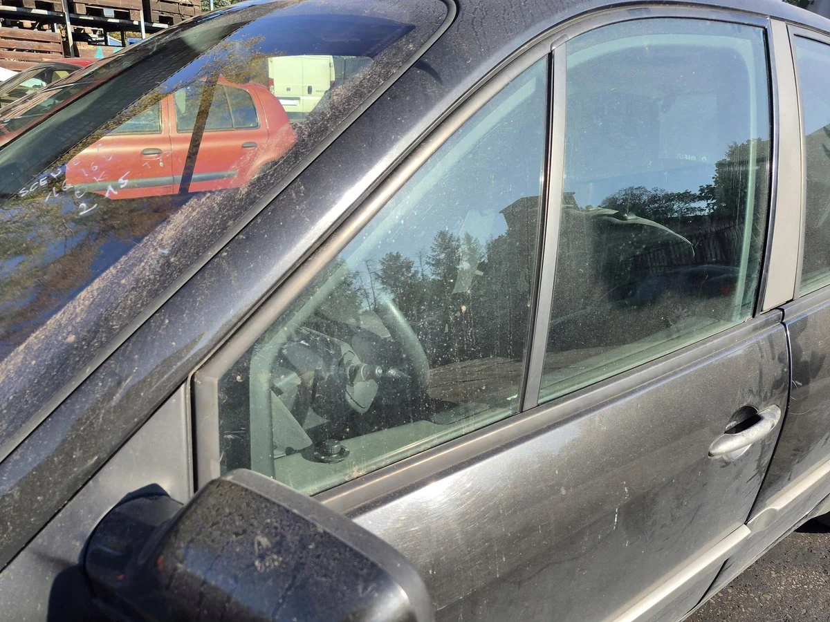 Renault Scenic II Driehoekig Raam Links Voor
