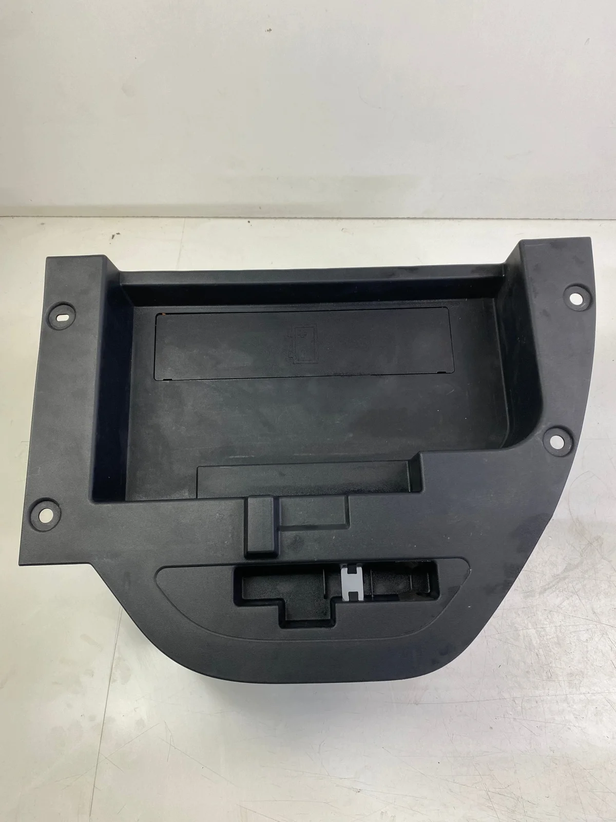 Cache plancher coffre Lexus NX I 64718-X1B00