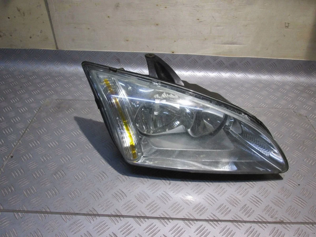 Ford Focus II Scheinwerfer Rechts ENP3584