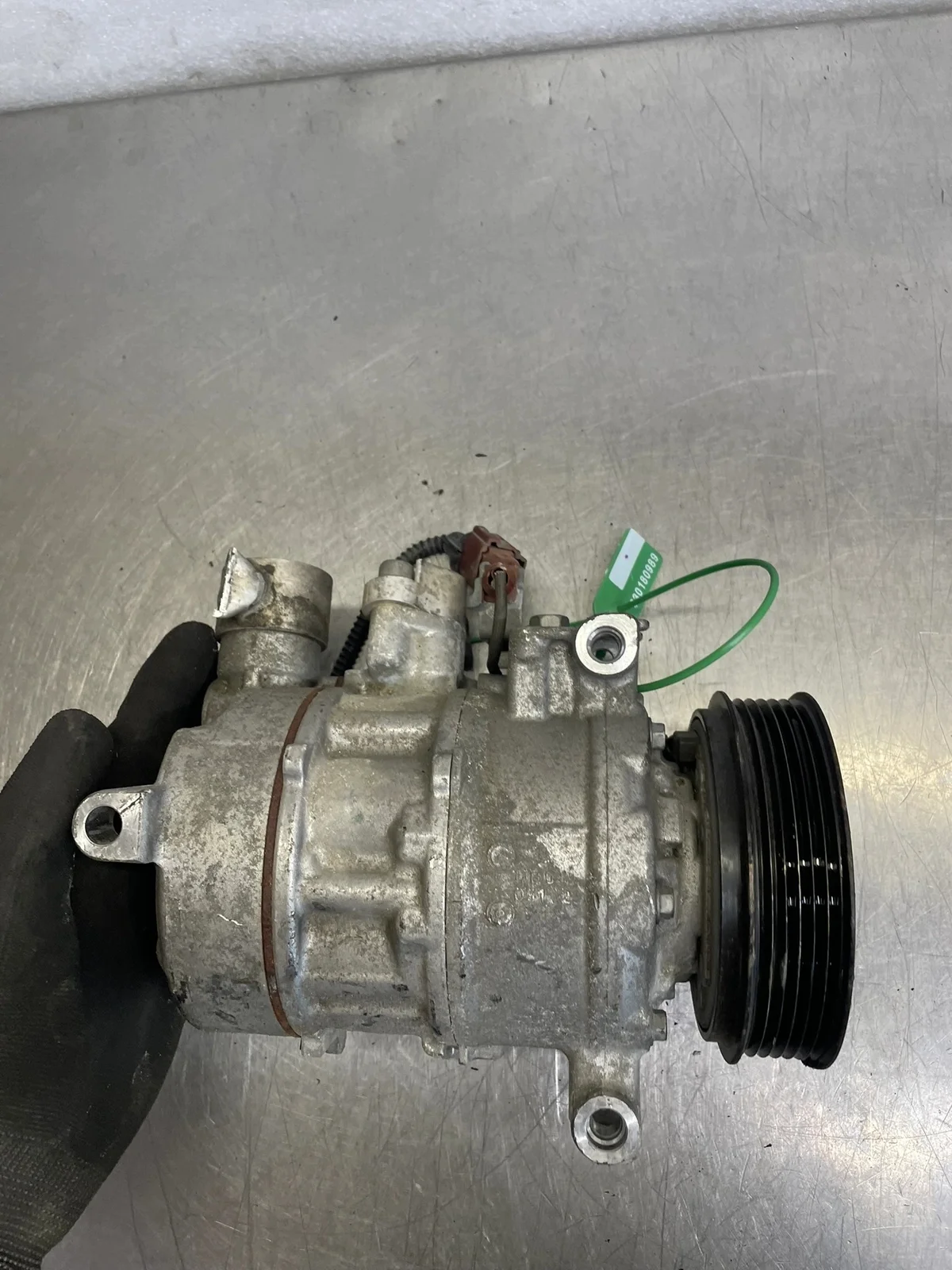 Compressor AC Audi A4 B8 A5 8T0260805T image 4