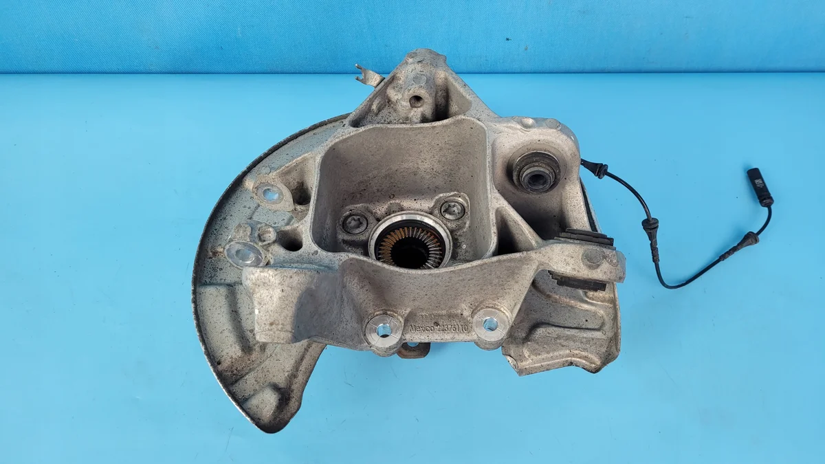BMW X6 G06 Achsschenkel hinten rechts image 8