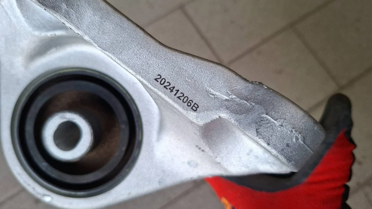 Alpine A390 Motorlager 20241206B thumbnail 3