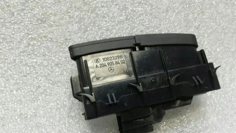 Mercedes CLS W218 Türschloss-Schalter A2049058402 thumbnail 3