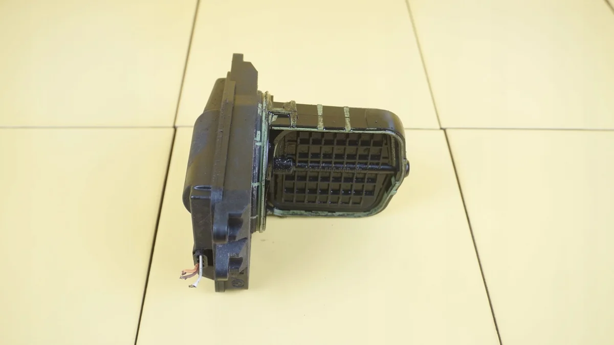 BMW E60 E90 N53B25A DISA-venttiili image 9