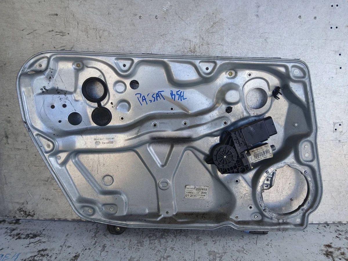 Motor elevalunas VW Passat B5 FL delantero izquierdo