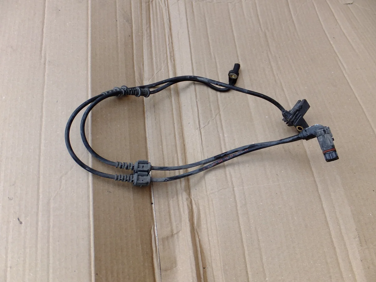 Capteur ABS Droit Avant Mercedes CLC CL203 A2035401505